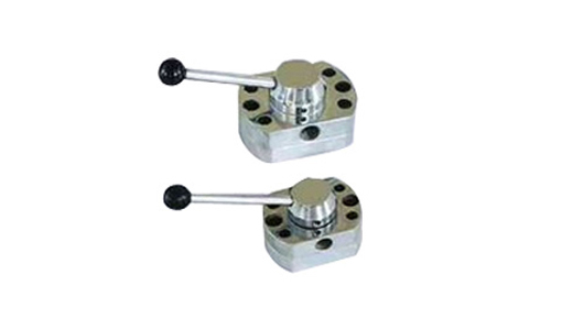 SF系列手動(dòng)轉(zhuǎn)閥（銅芯）